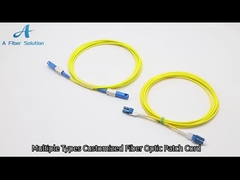 8中心12の中心繊維ケーブルのパッチ・コードの男女のファン・アウト ブレイクアウトMPO MTPへのLC