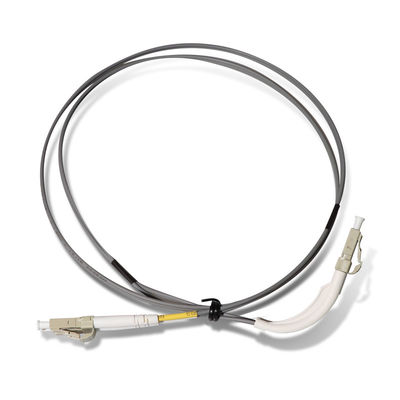 90度の屈曲の斜めのブーツが付いている2.0mm 3.0mm SC LC繊維パッチ ケーブル