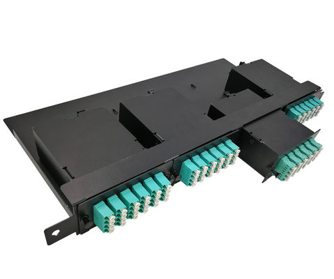 144 19&quot;の4pcs OM3 MTP-LCカセットが付いている1U MTP繊維MPOのパッチ盤芯を取る