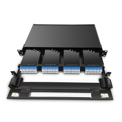 144 19&quot;の4pcs OM3 MTP-LCカセットが付いている1U MTP繊維MPOのパッチ盤芯を取る
