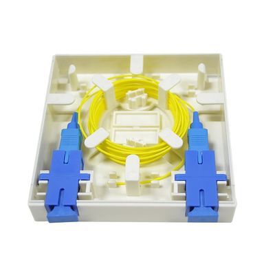 2 FTTH FTTB FTTXネットワークのための中心の繊維光学の端子箱86のタイプ